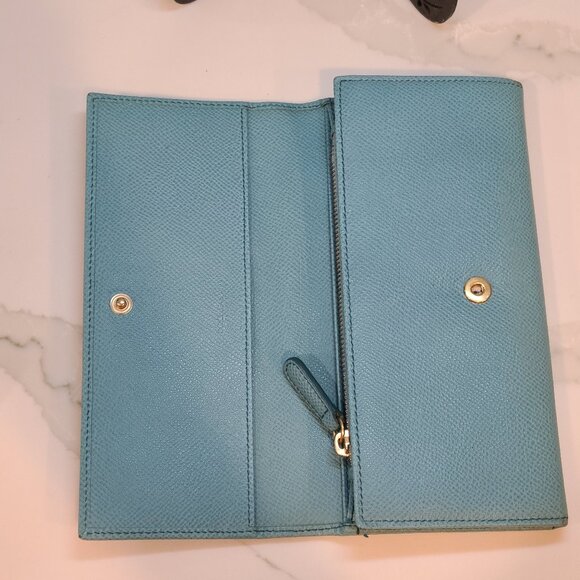 Dolce & Gabbana blue Dauphine leather continental flap wallet EUC - Picture 4 of 13